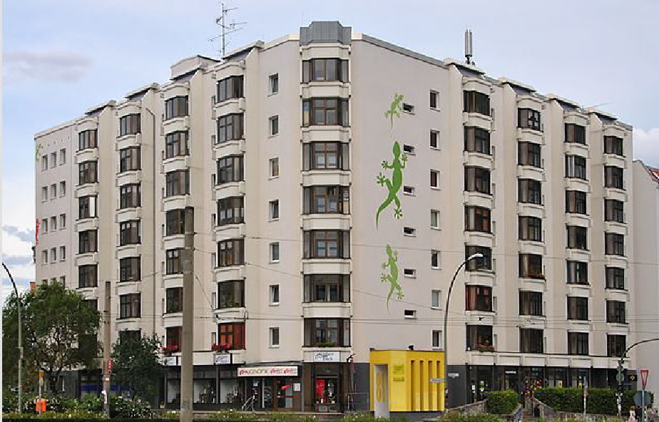 Bersarinplatz Sanierung 2006